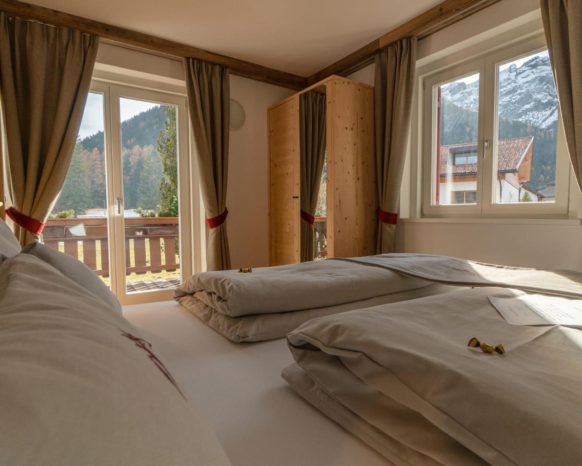 Garni Bergblick Hotel Braies  Buitenkant foto